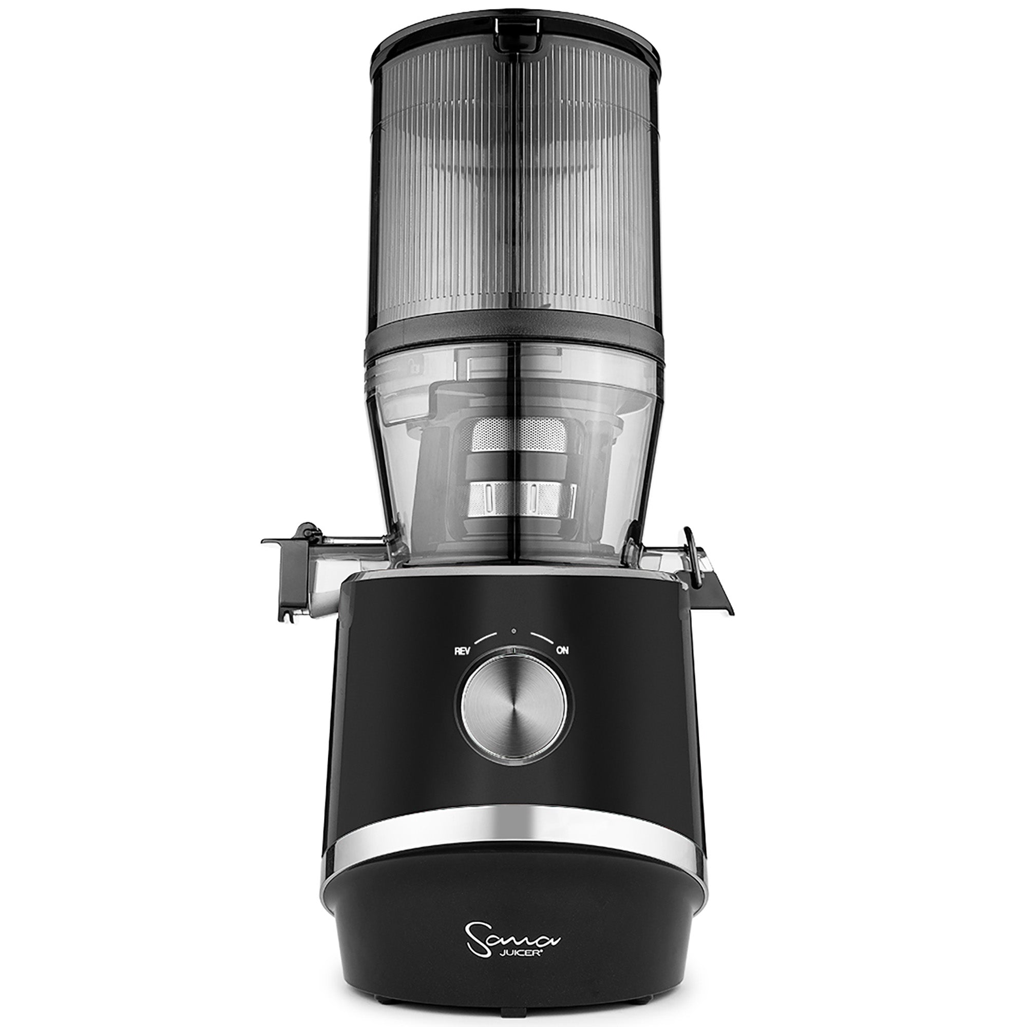 Black Sana 878 vertical juicer with its self-feeding hopper